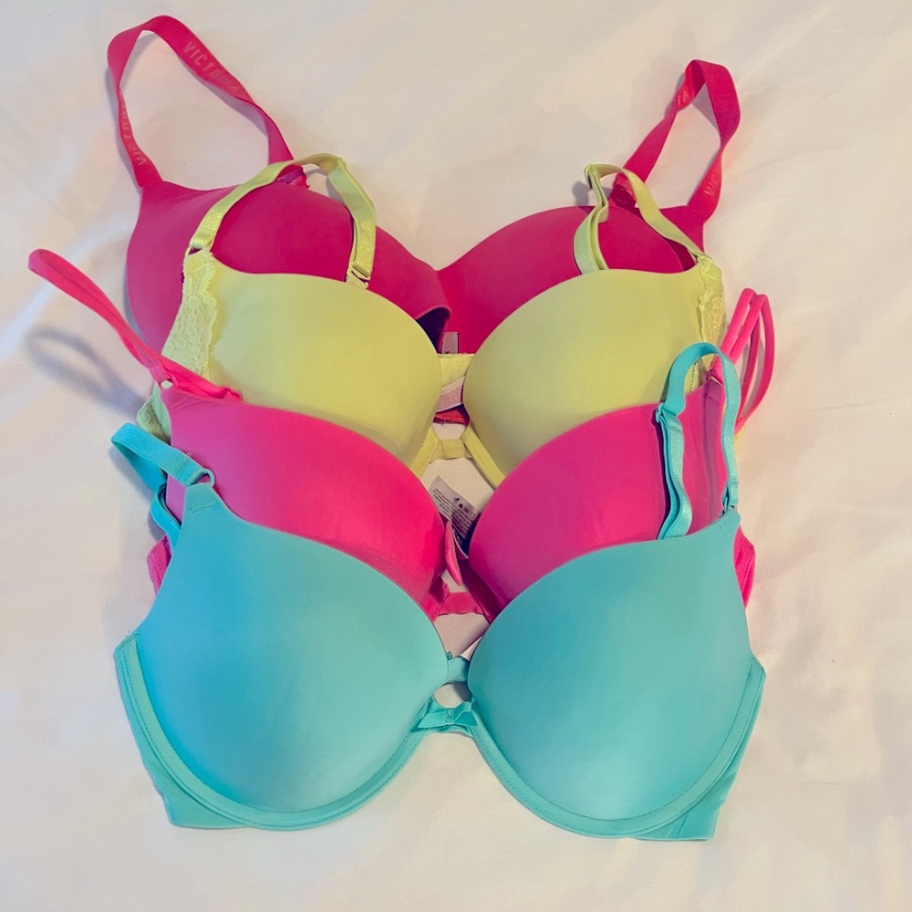 Victoria Secret push up bras size 34D All 4